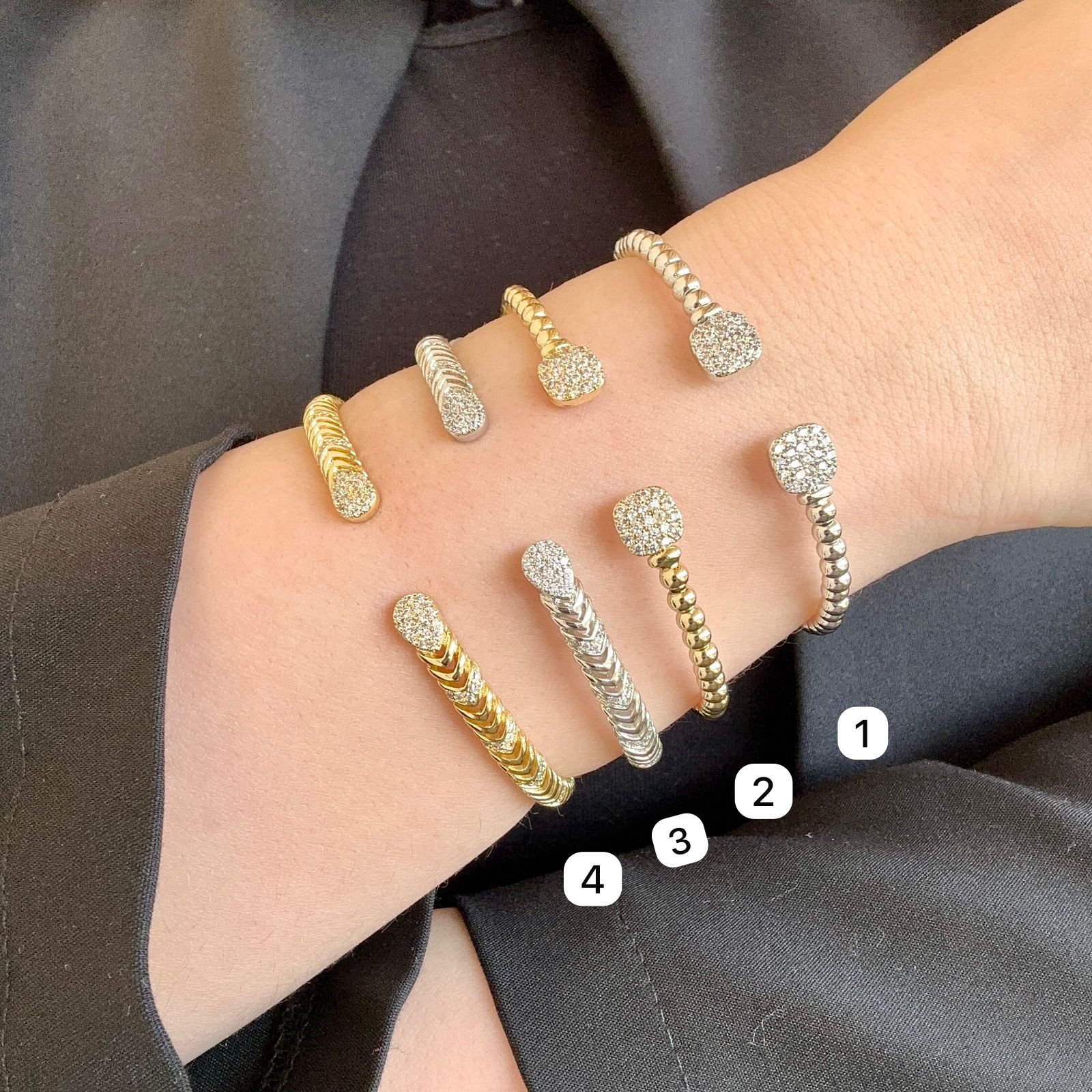 سوار من الزركون