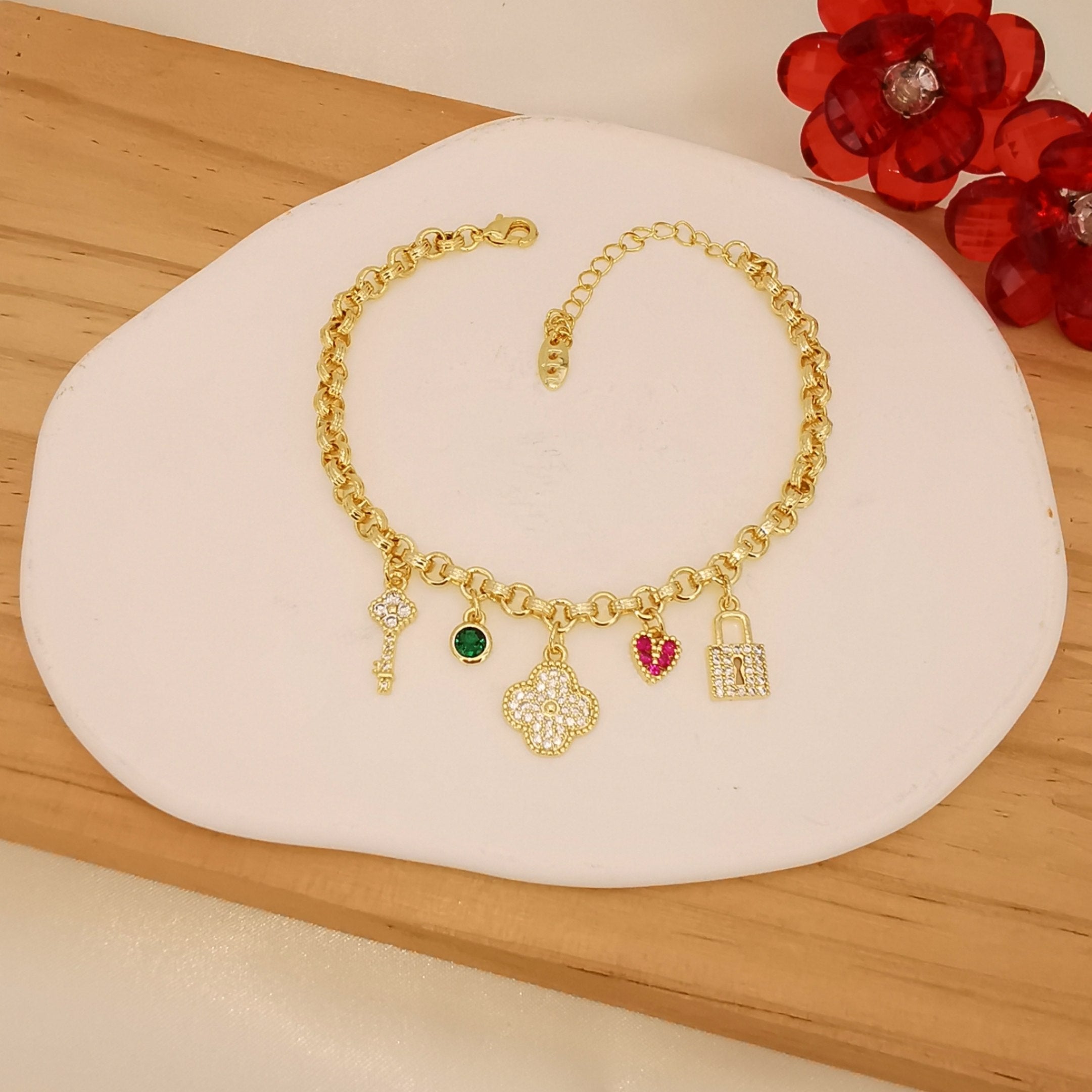 Bracelet