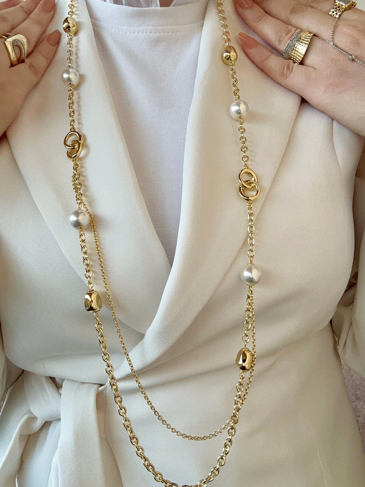 Long necklace
