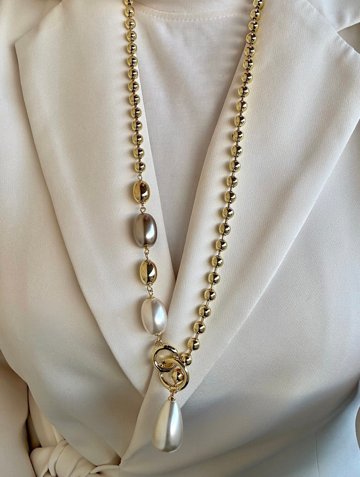 Pearl necklace