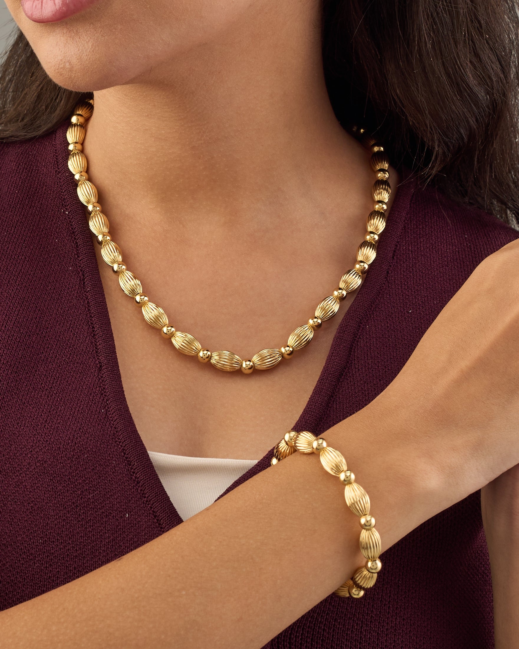 Set necklace & bracelet