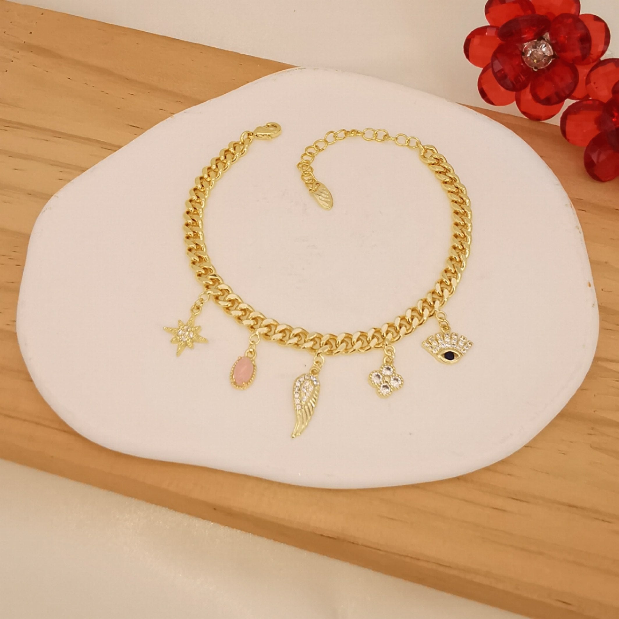 Bracelet
