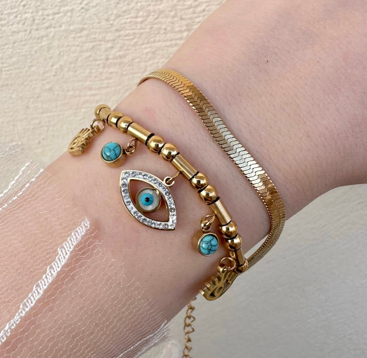 Turquoise set bracelet