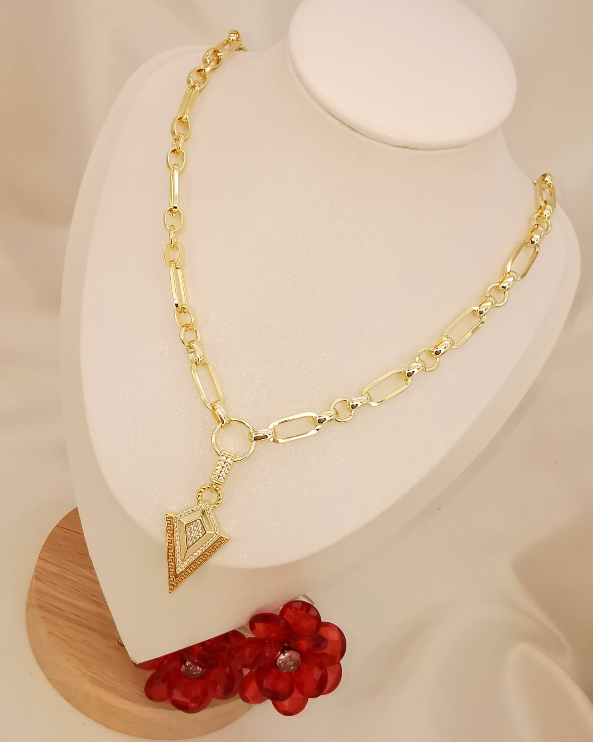 Long necklace