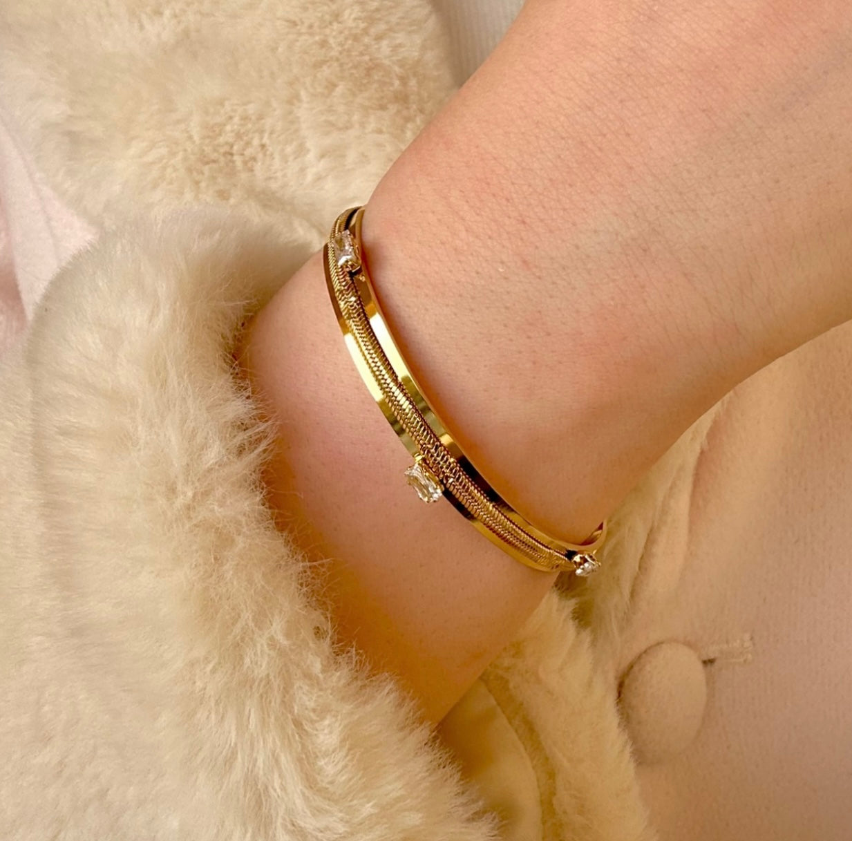 Snake crystal bracelet