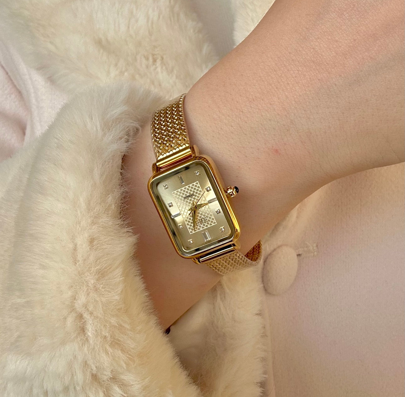 ieke classic golden zircon watch