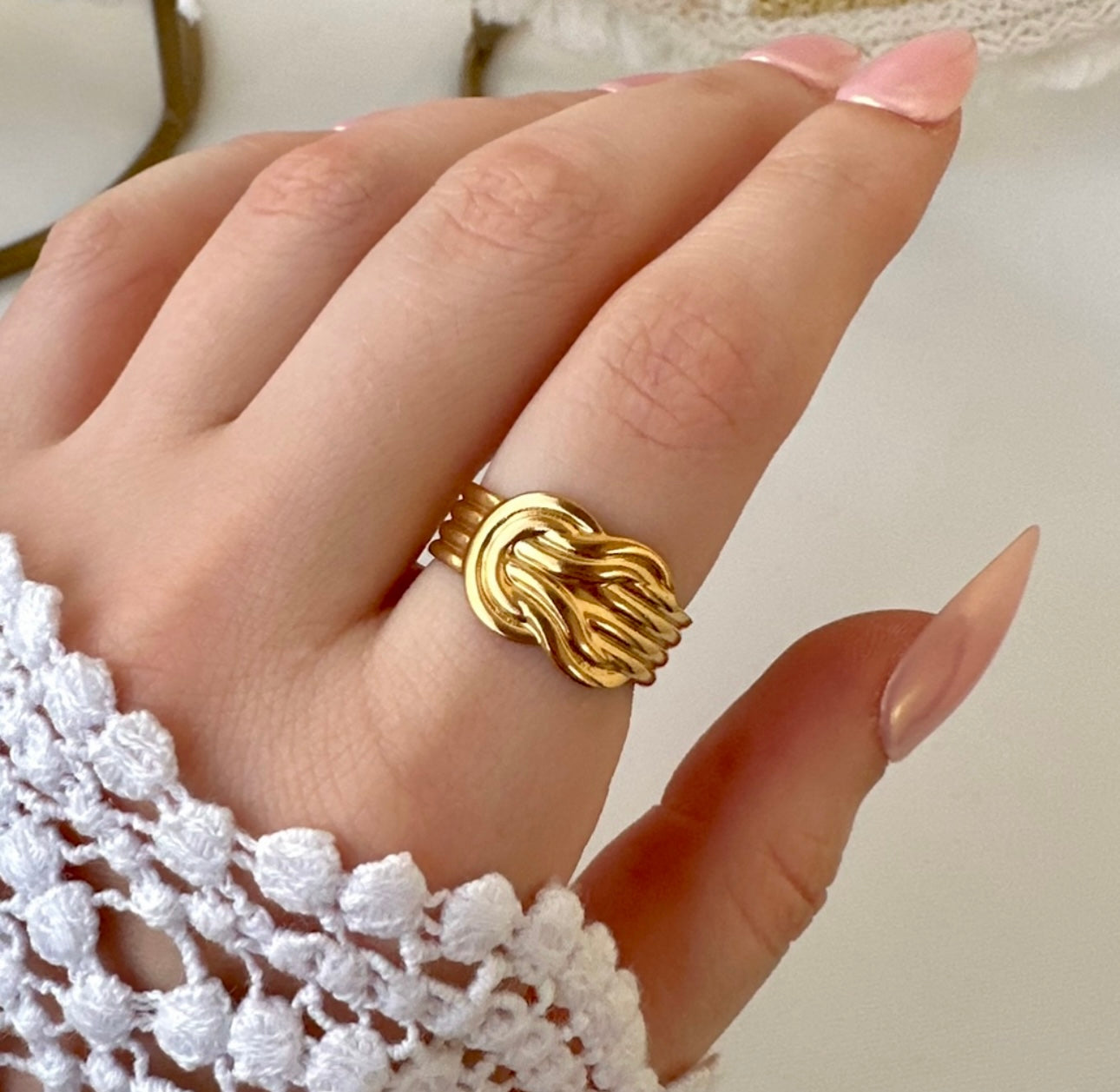 Bow chunky Ring