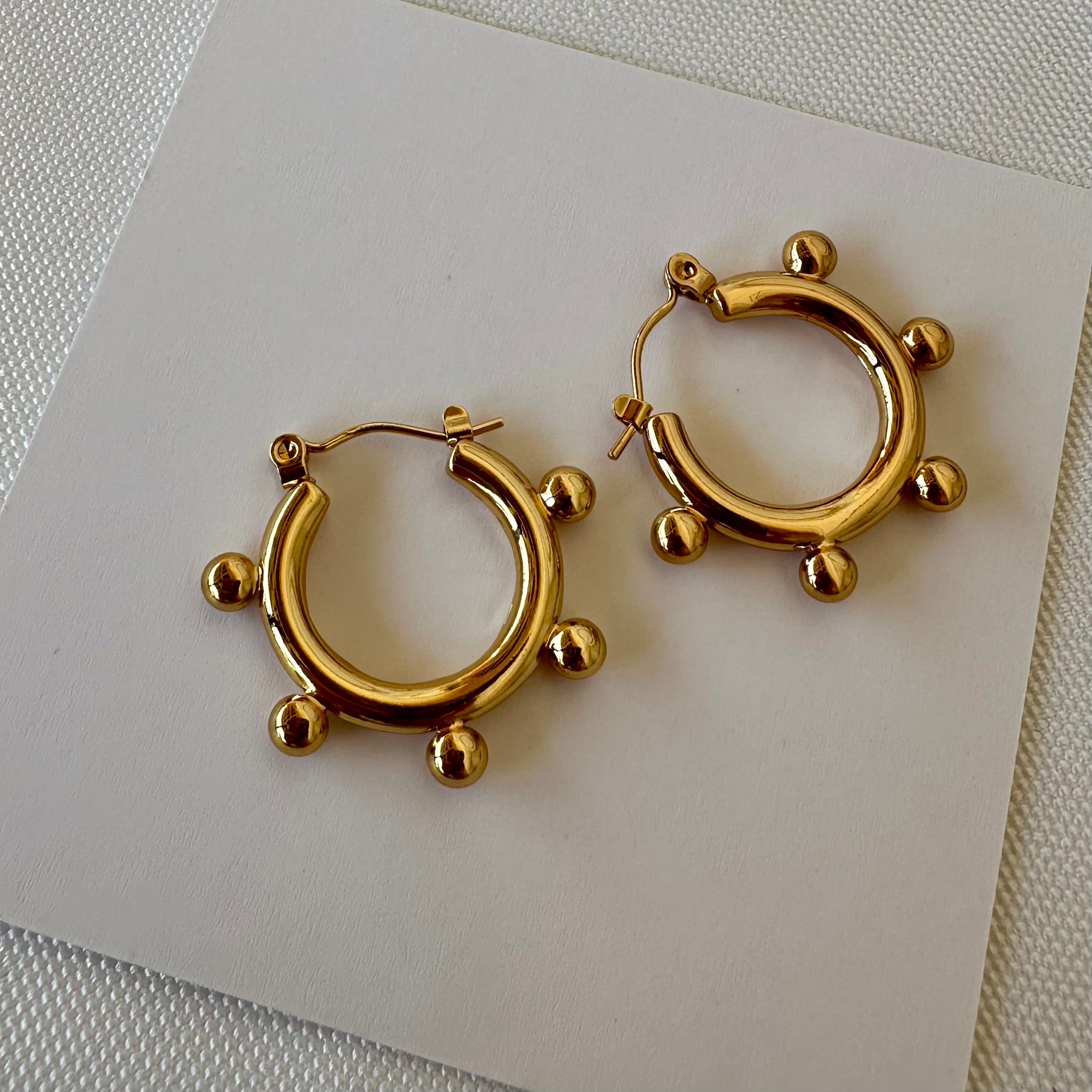 Hoop ball earrings