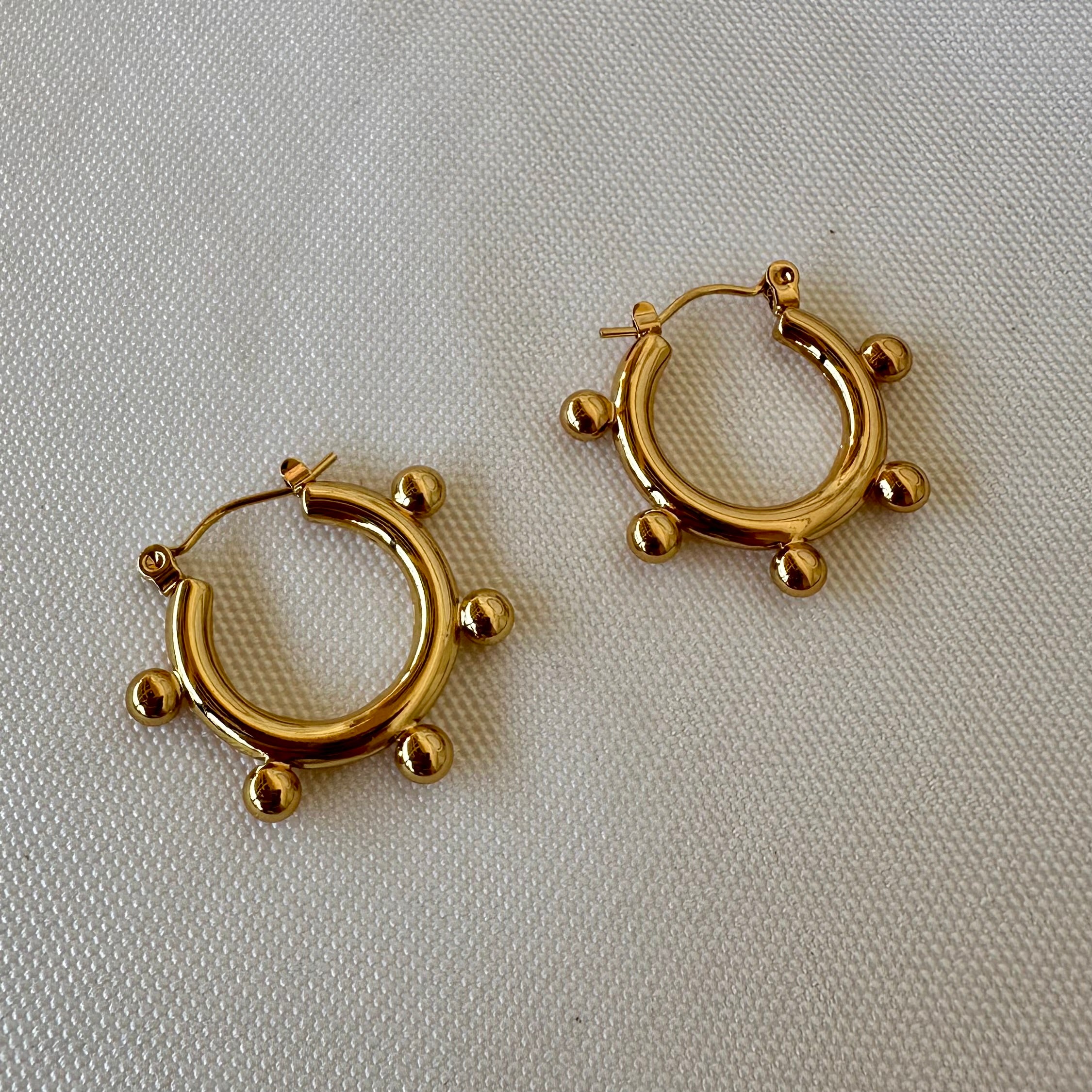 Hoop ball earrings