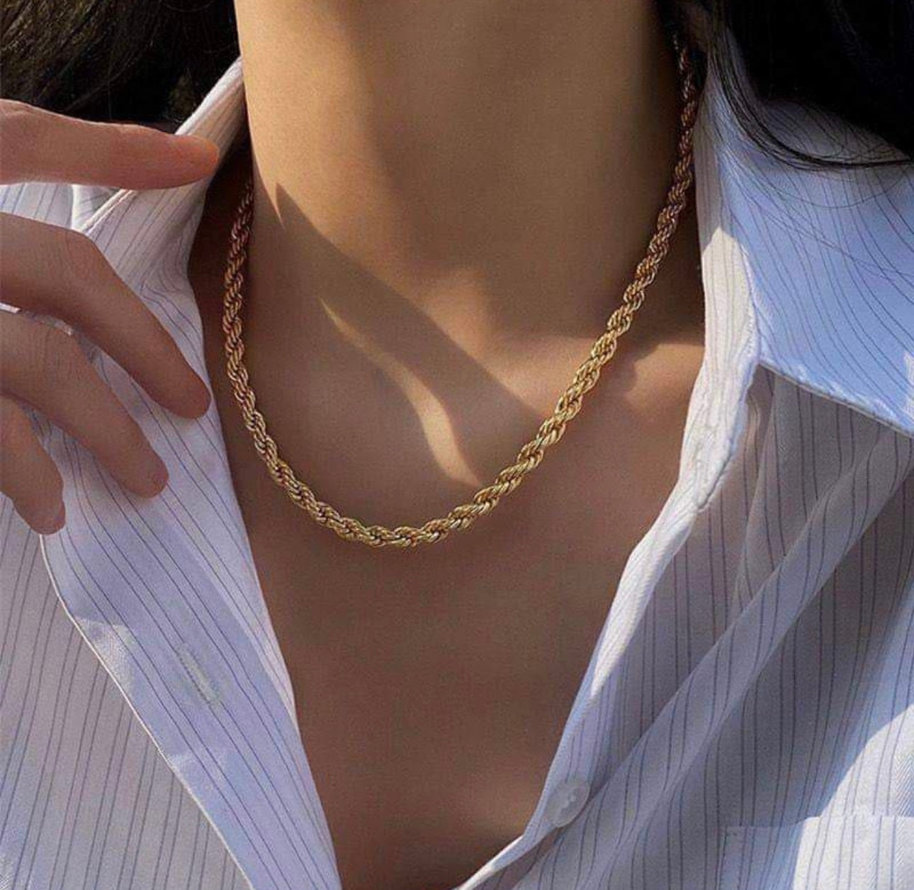 Twisted rope necklace