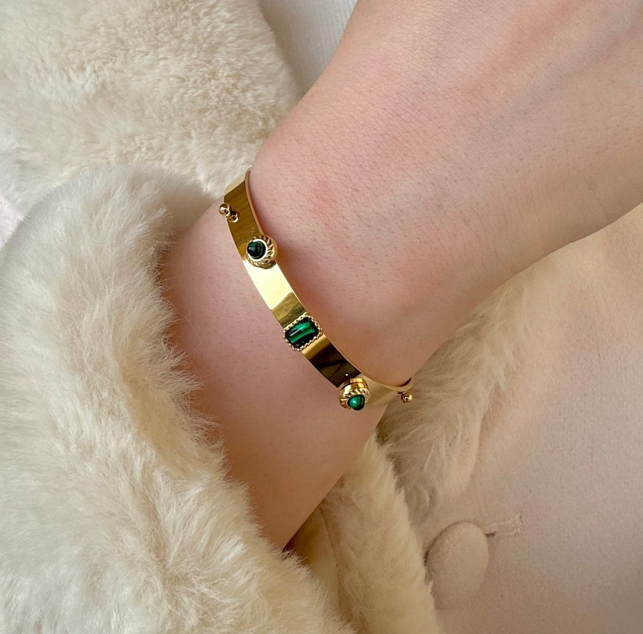 Green golden bracelet