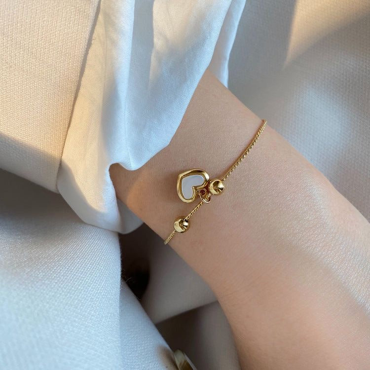 Shell heart bracelet