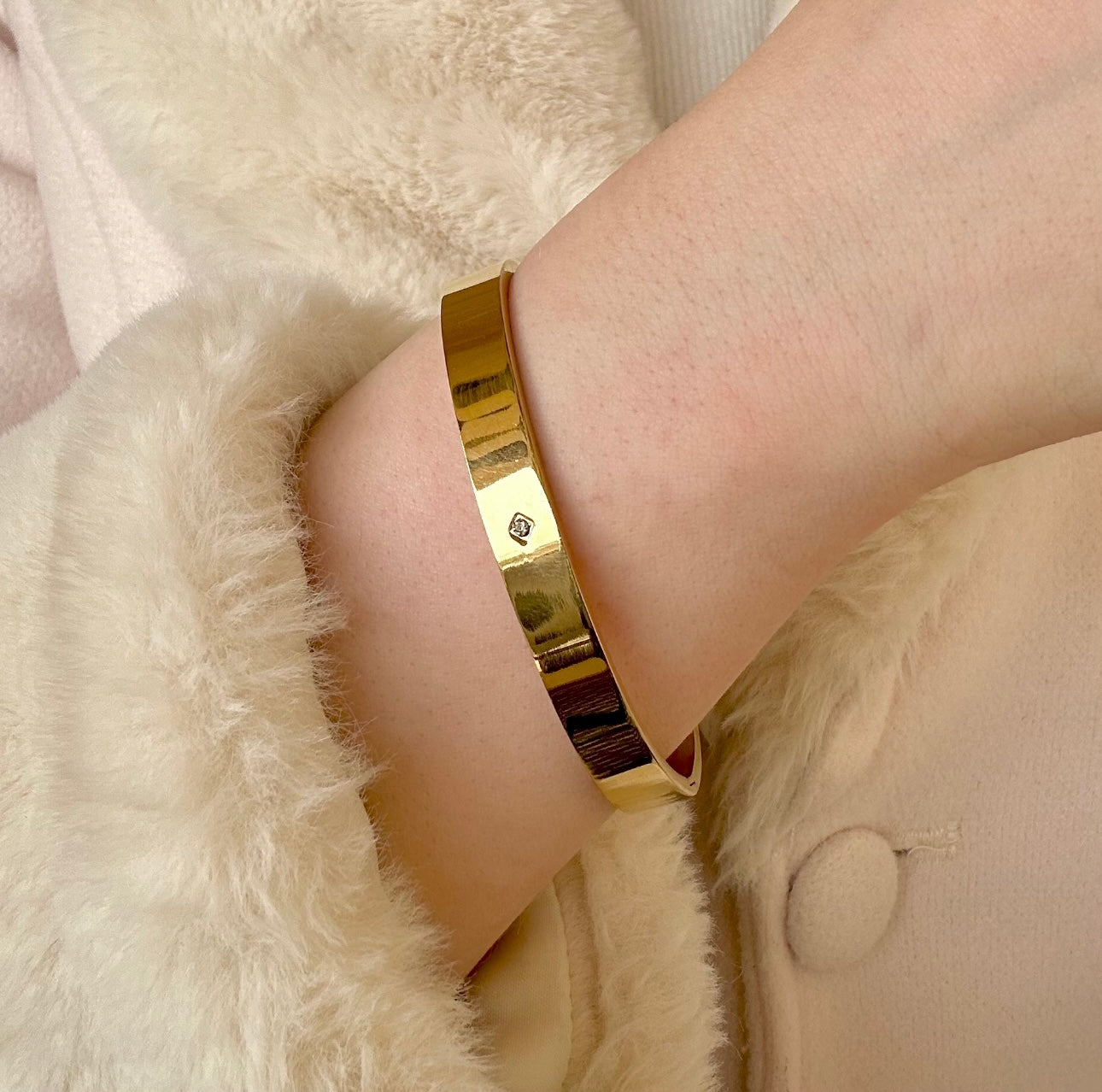Golden bracelet