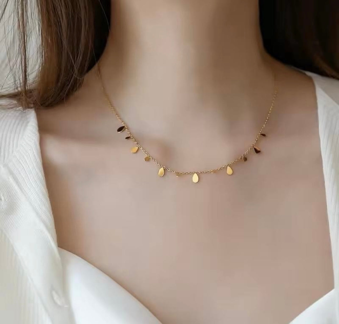 Gold Dainty necklace