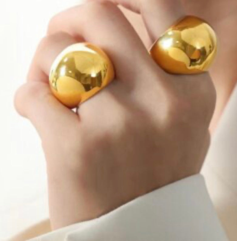 Gold ball ring