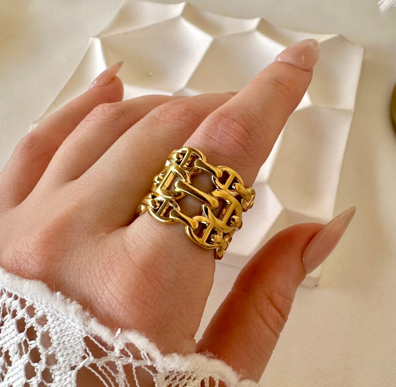 Cuff ring