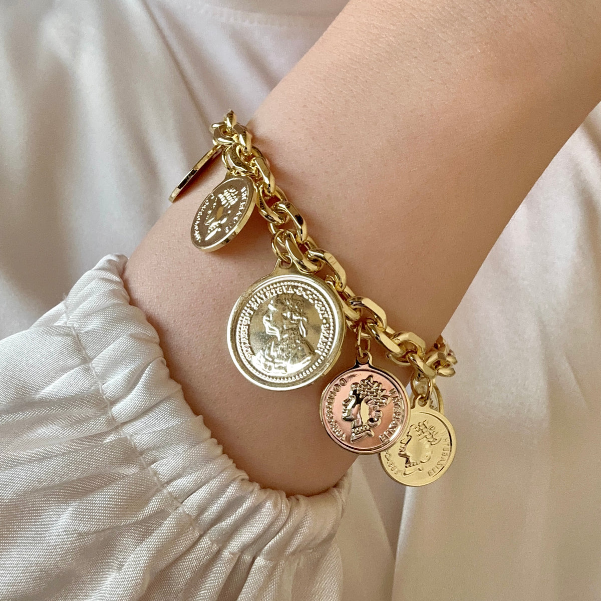 Bracelet