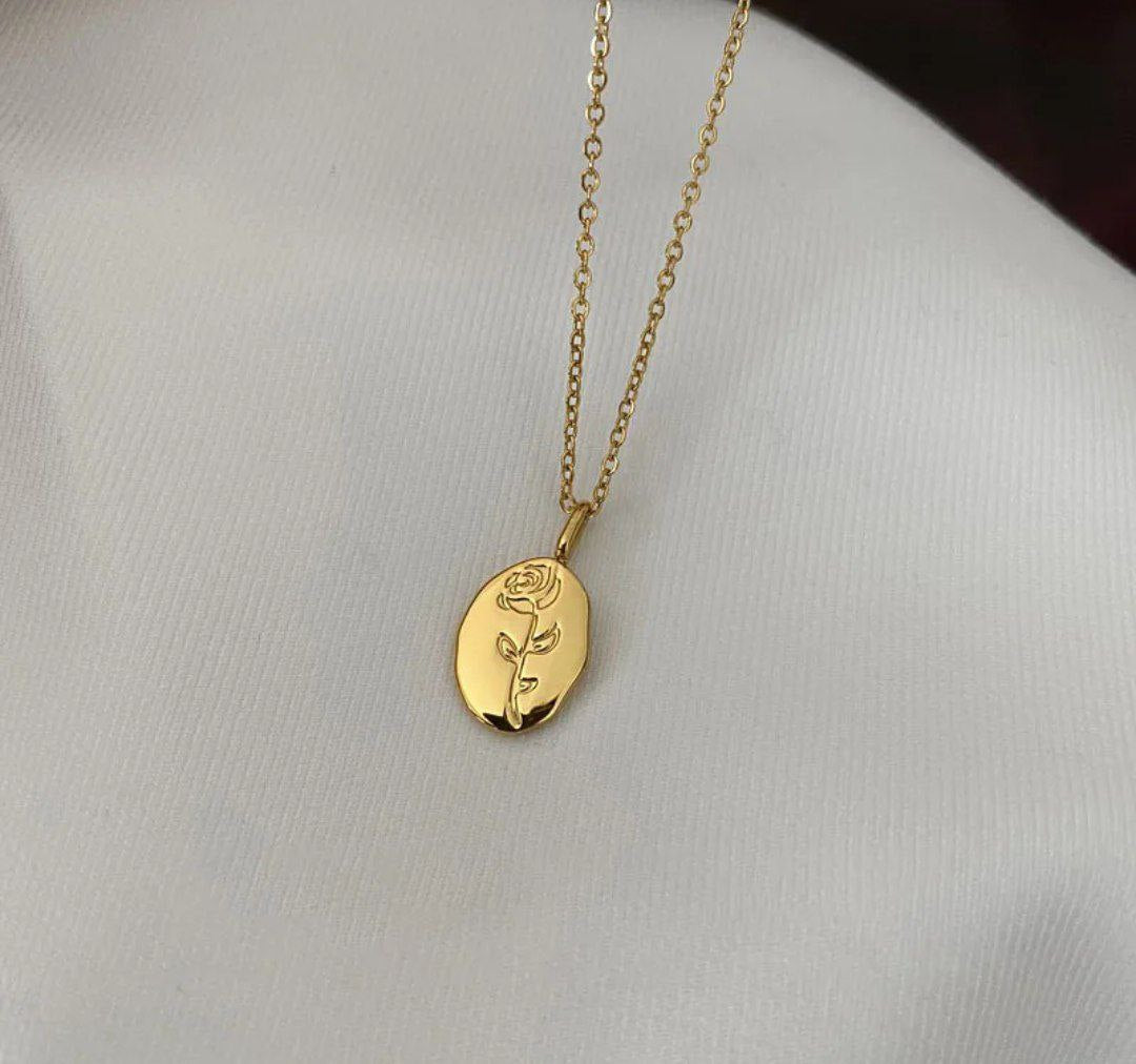 Vintage Flower necklace