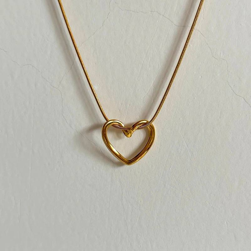 heart necklace
