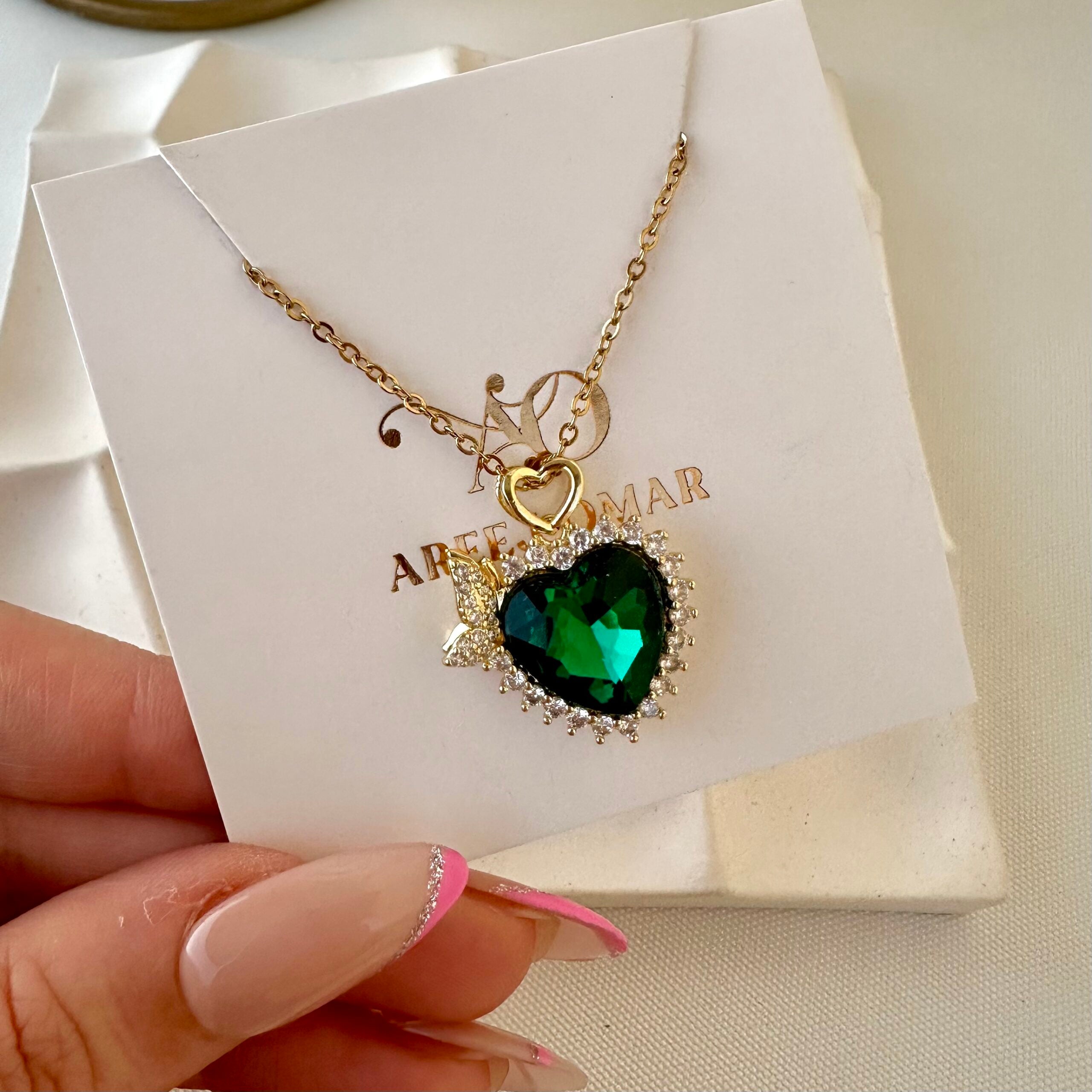 Heart Emerald necklace