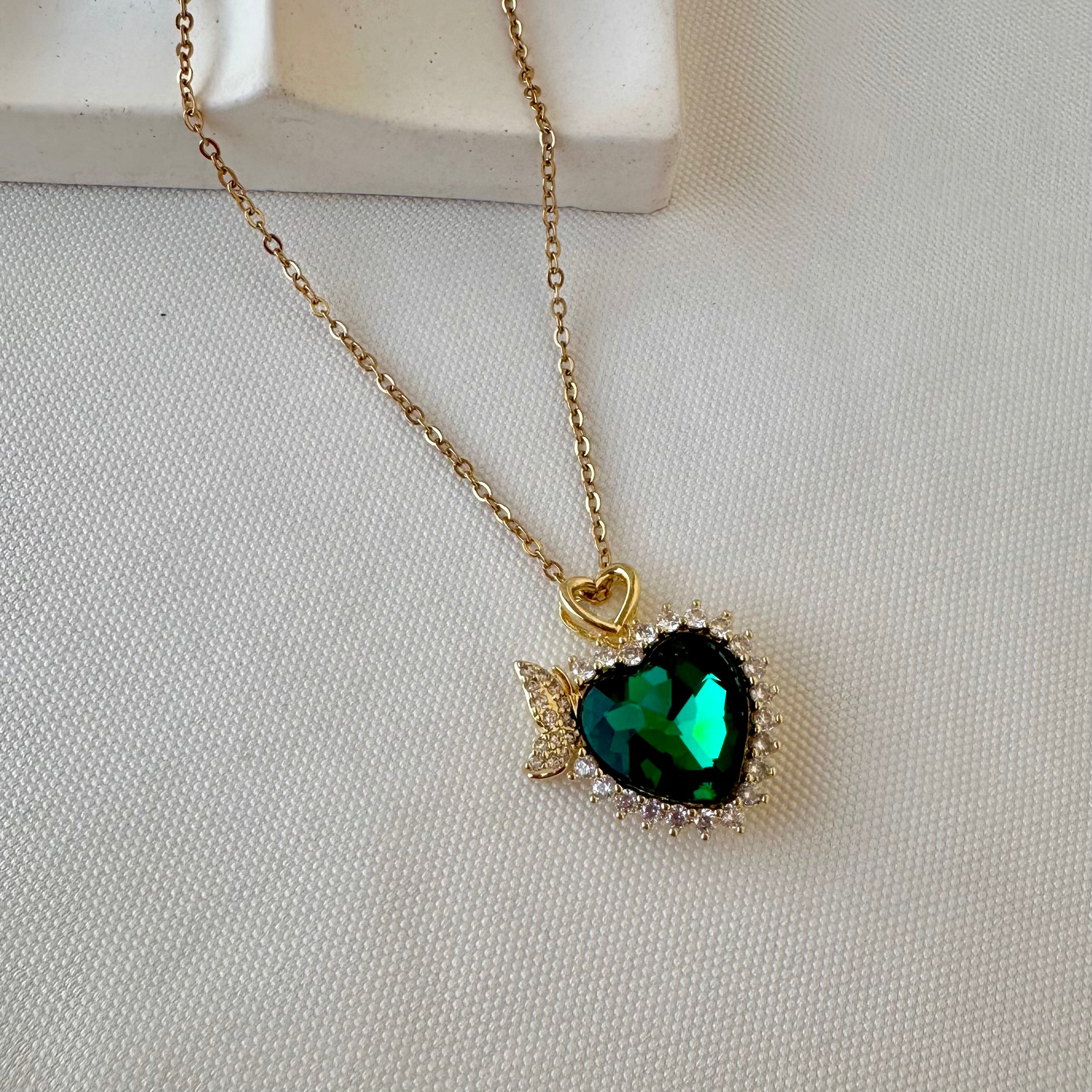 Heart Emerald necklace