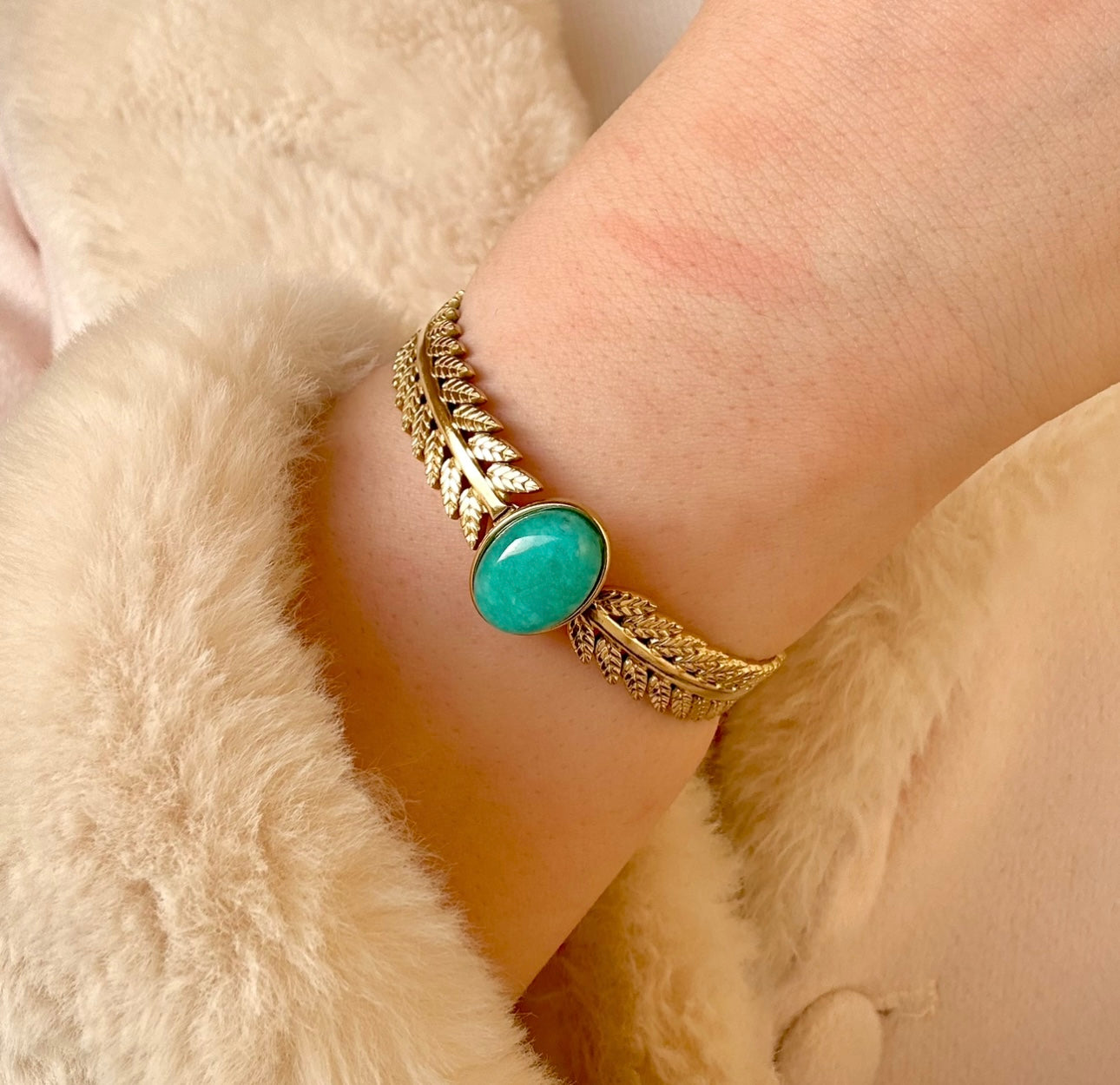 Round Turquoise bracelet