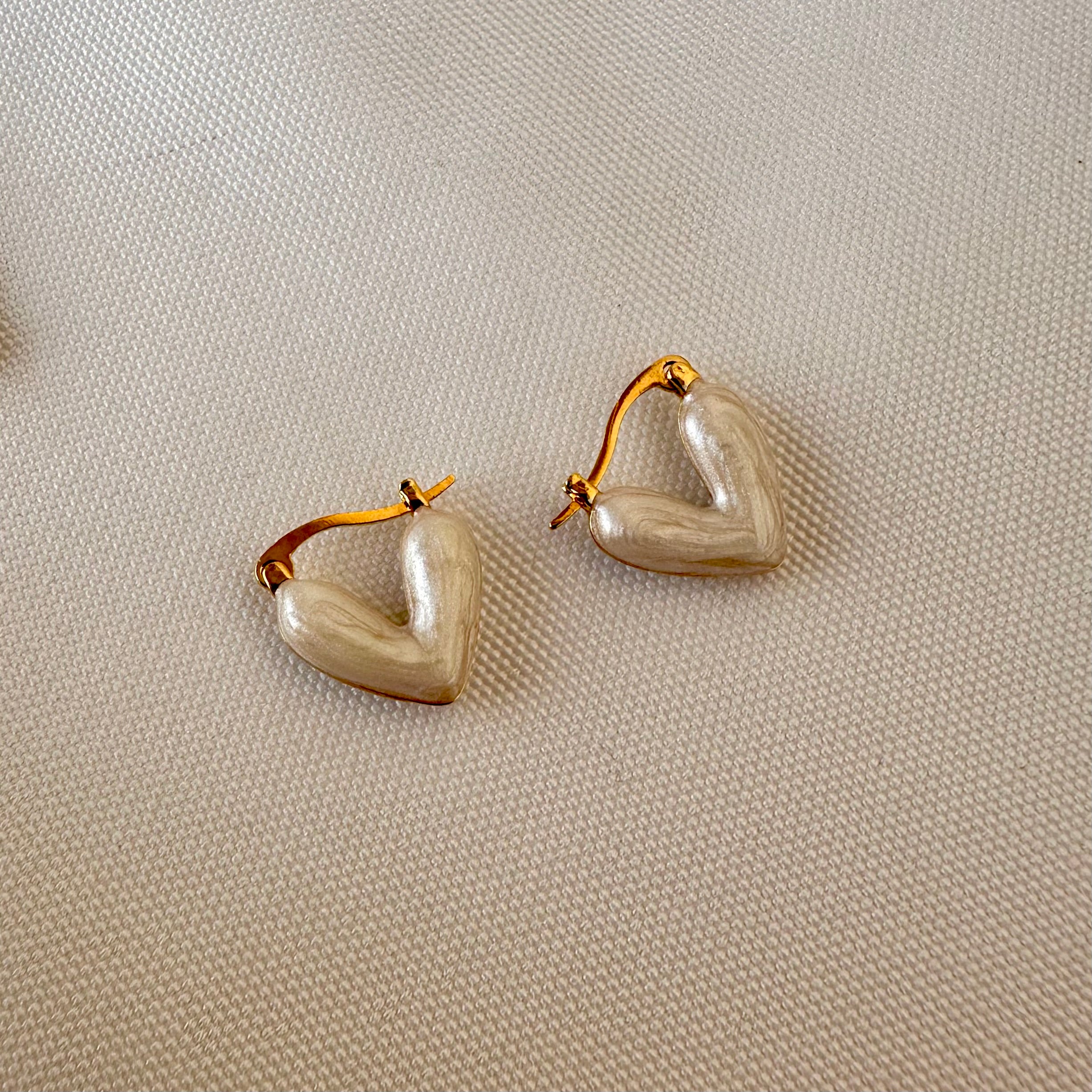 White heart earrings