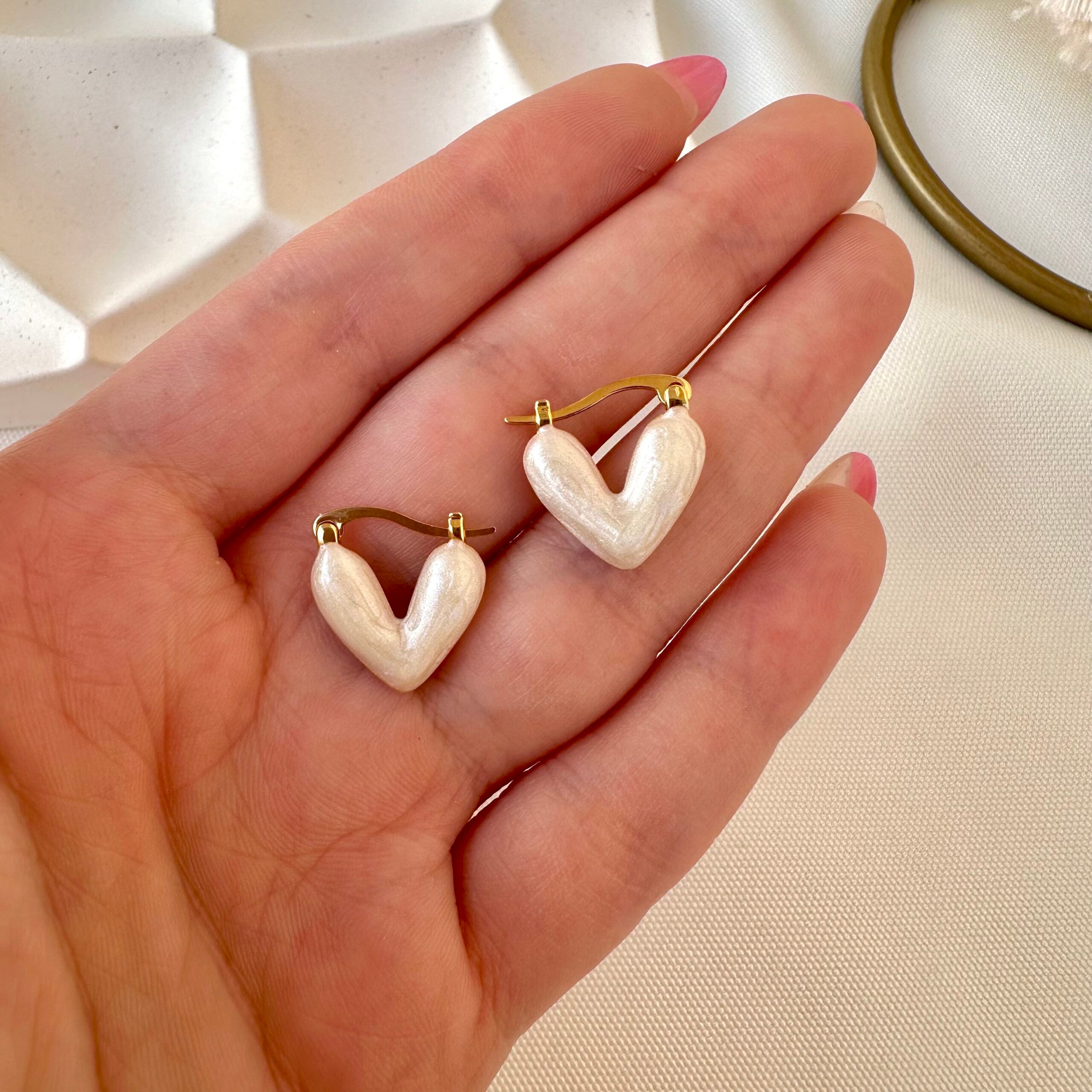 White heart earrings
