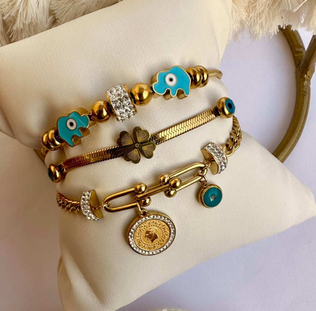 Turquoise set bracelet