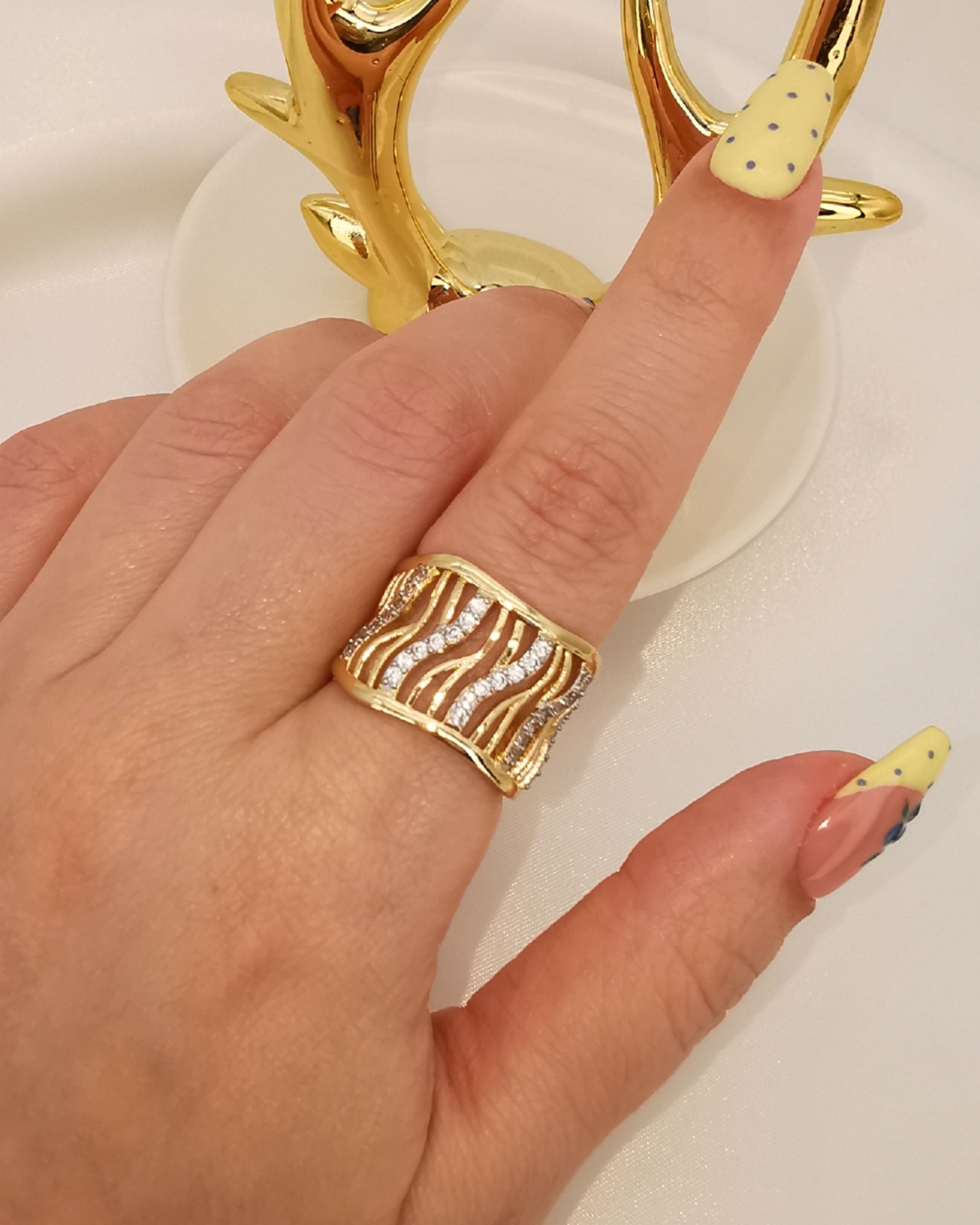 Ring