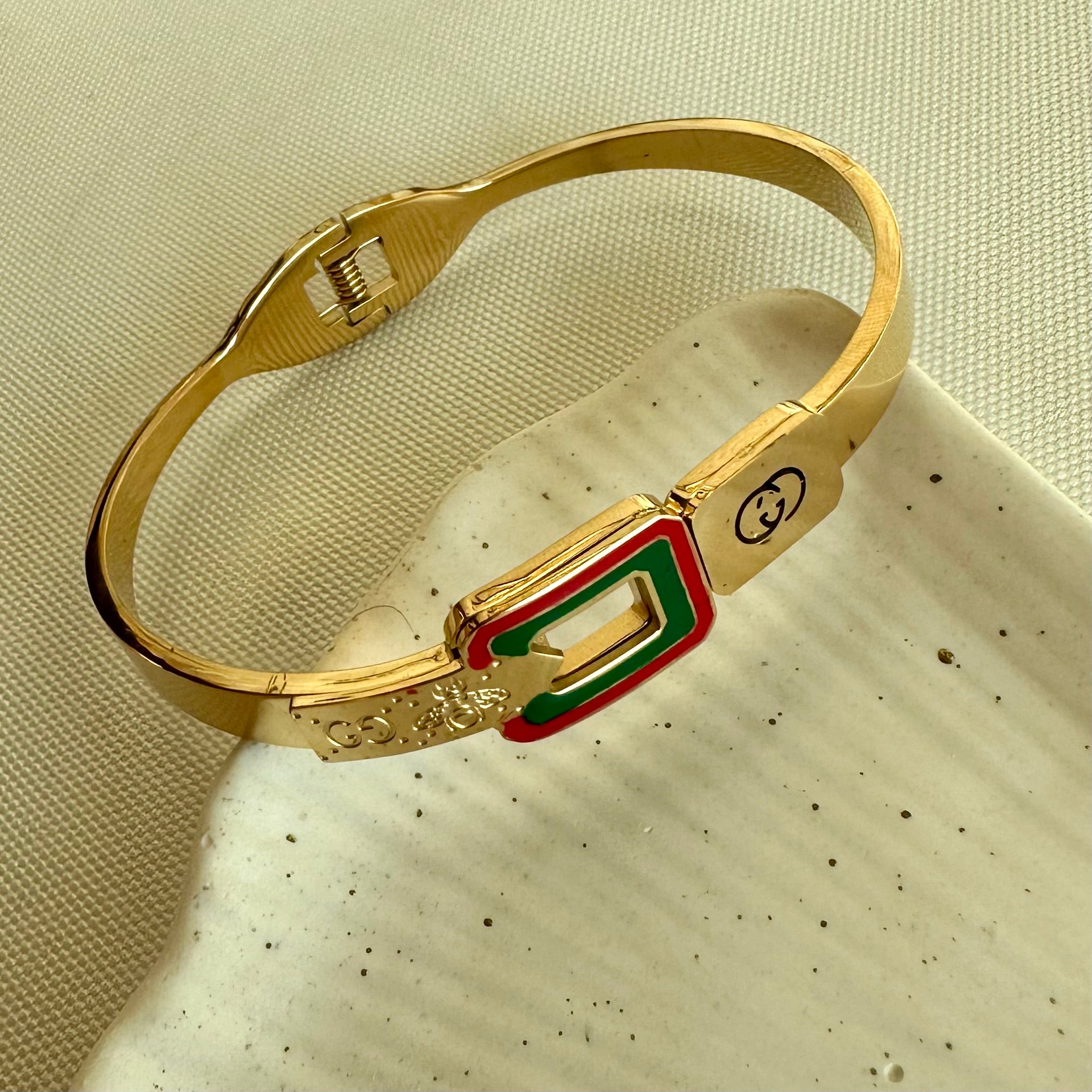 Gucci bangle