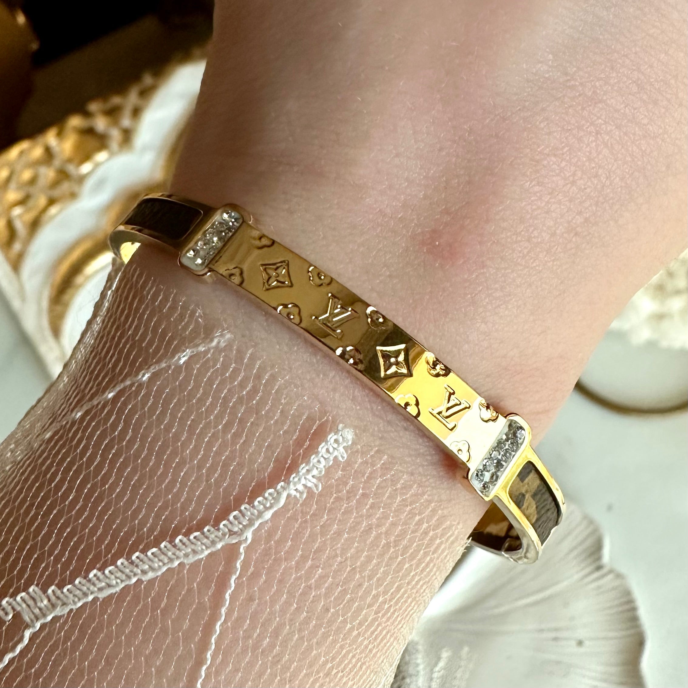 Lv bracelet