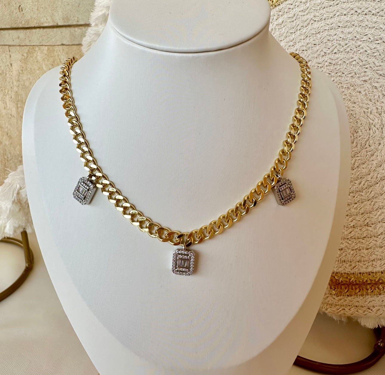 Square zircon necklace