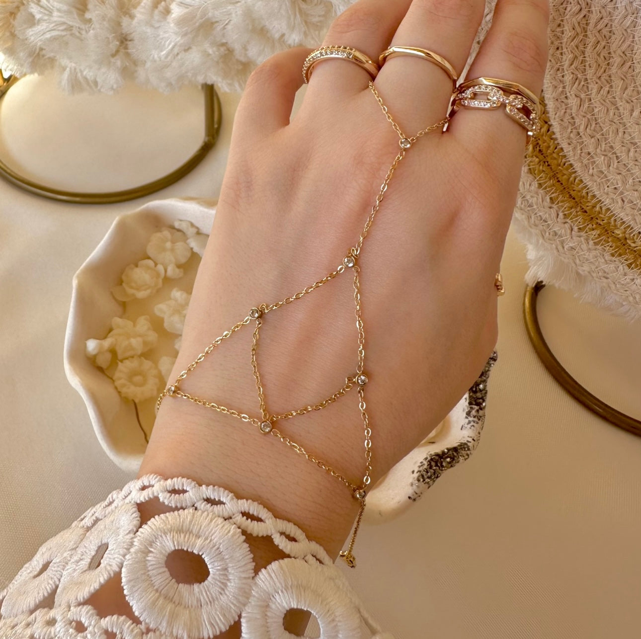 Hand chain