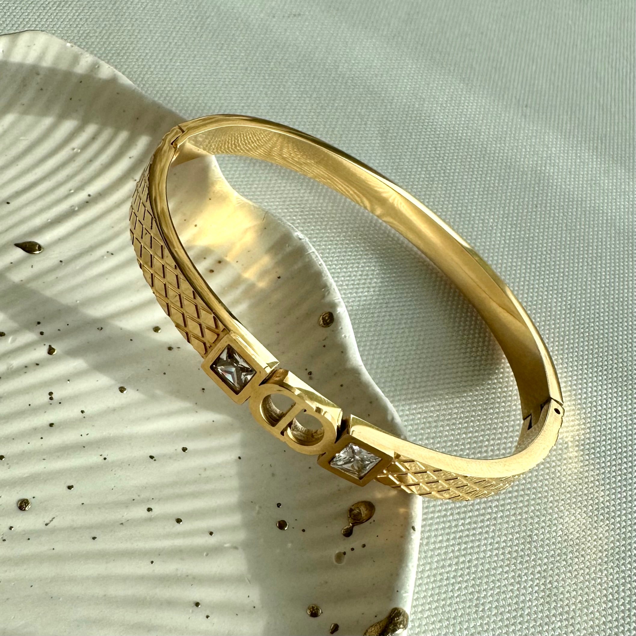 CD zircon bangle
