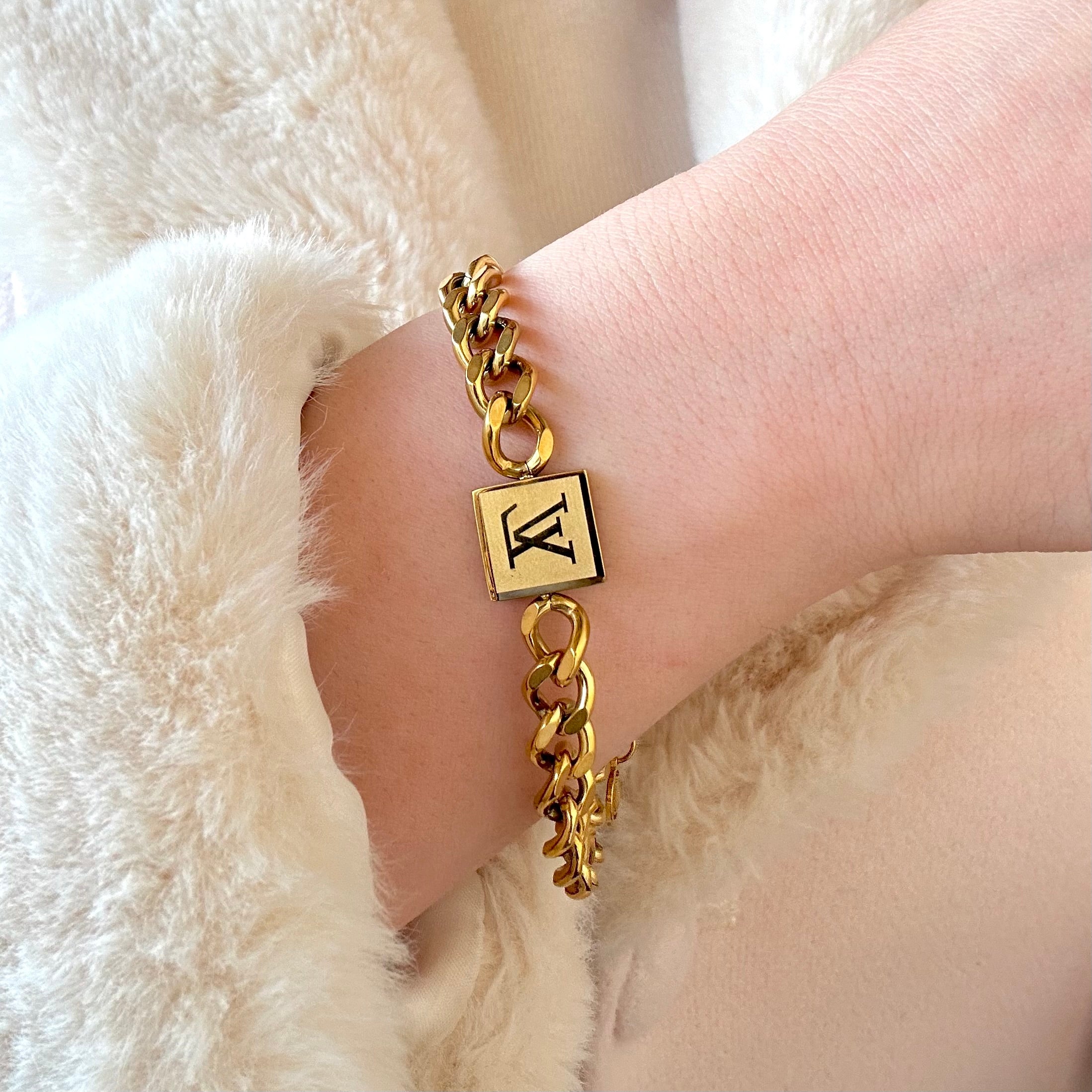 Lv bracelet