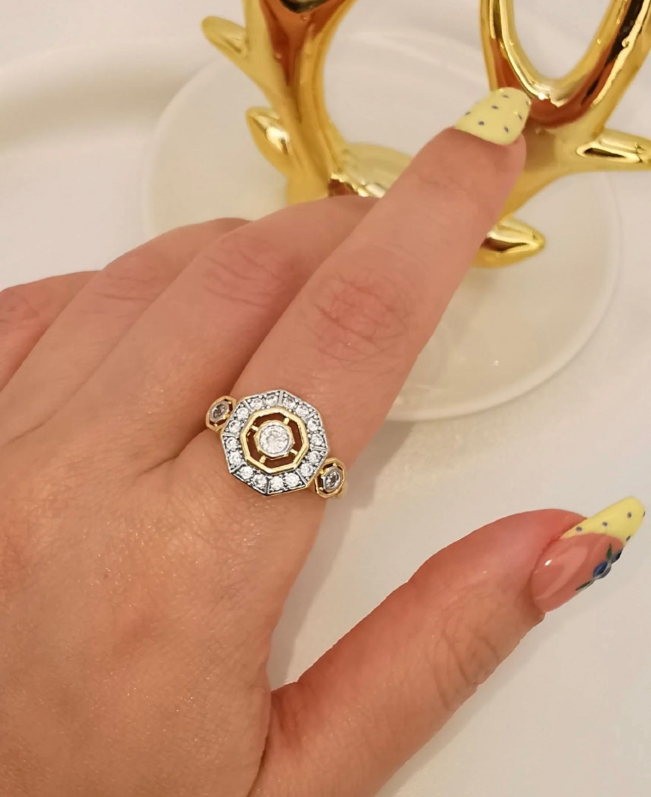 Ring