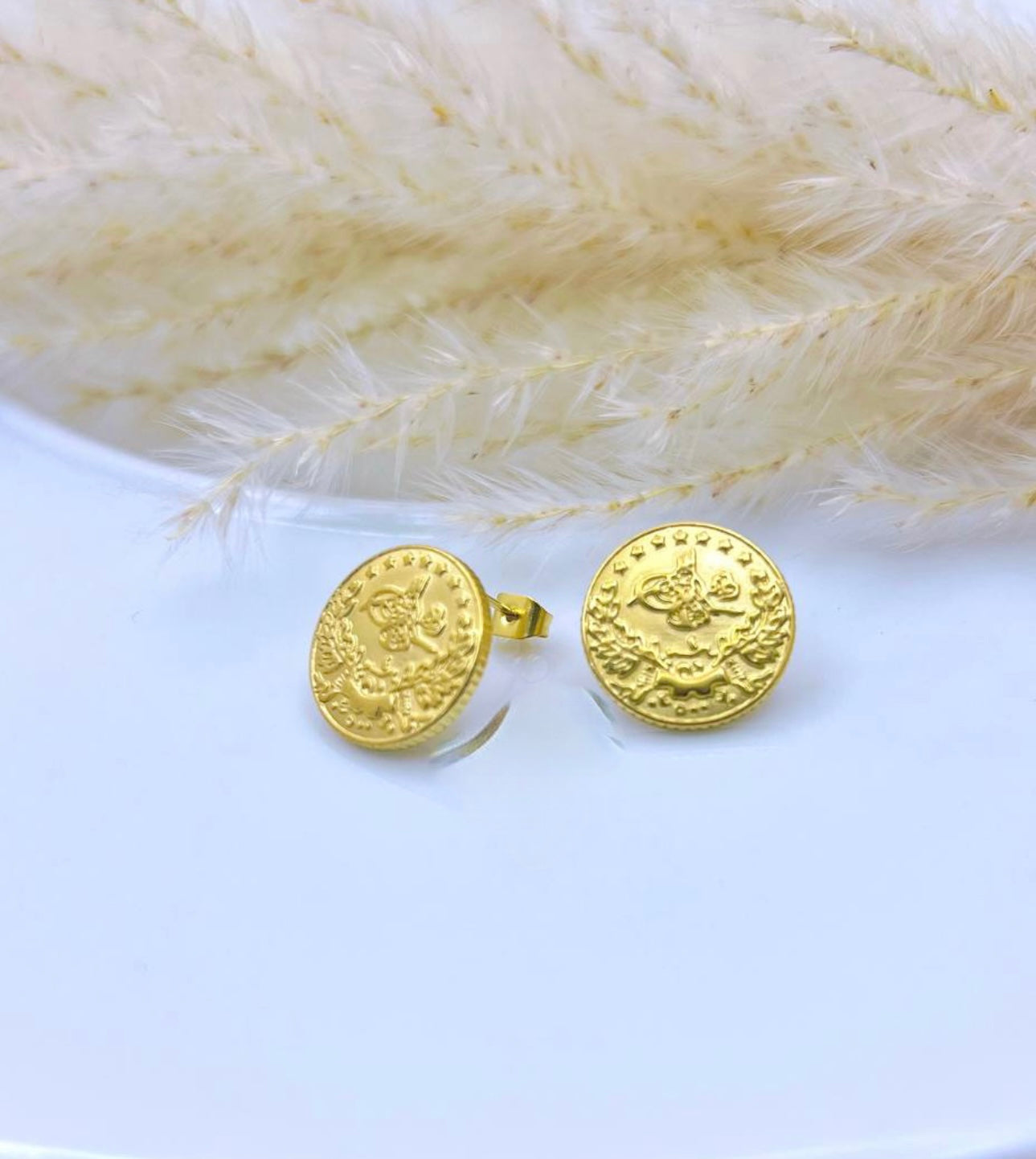 Lira earrings