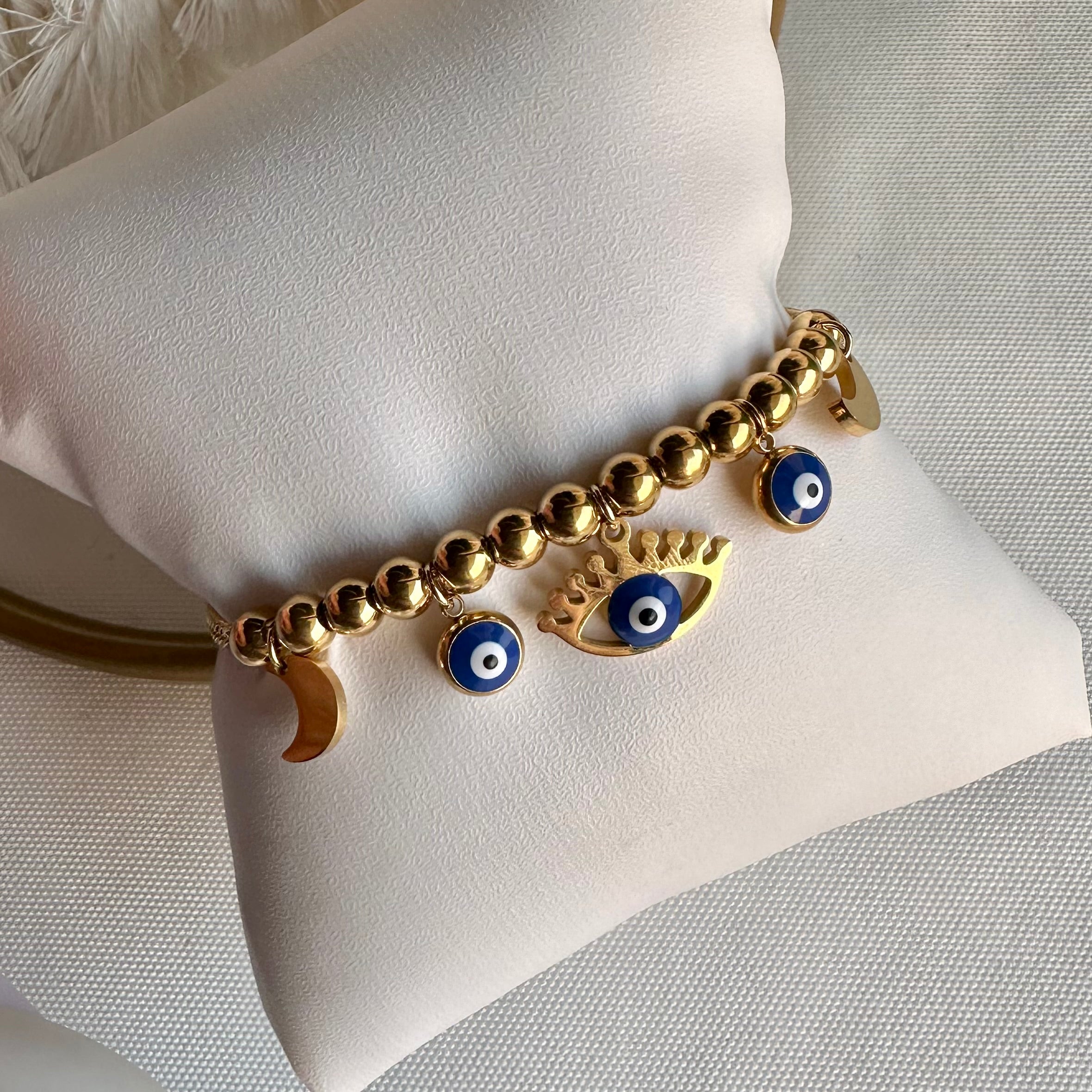 Evil eye beaded bracelet