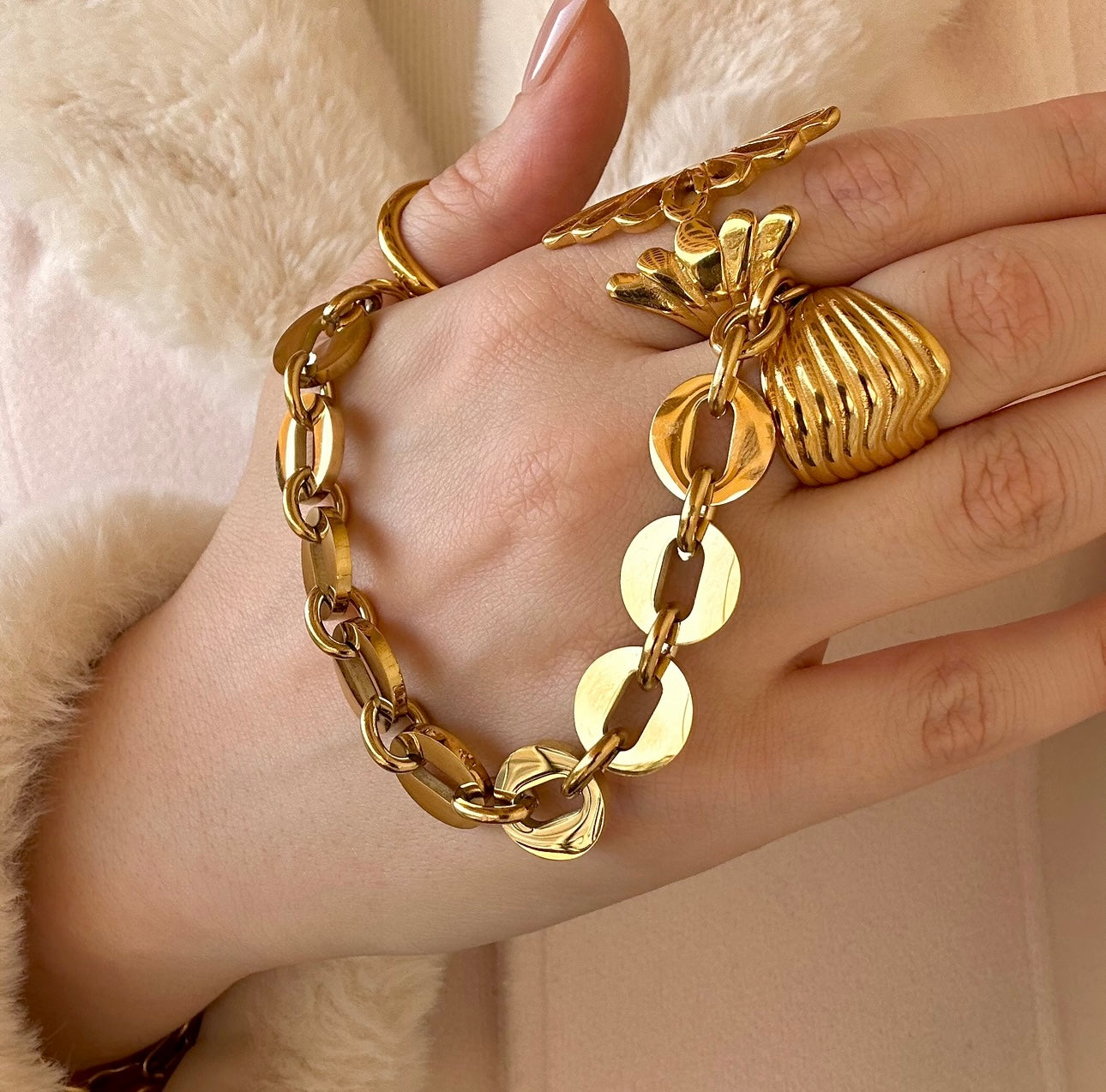 Classic Cartier bracelet