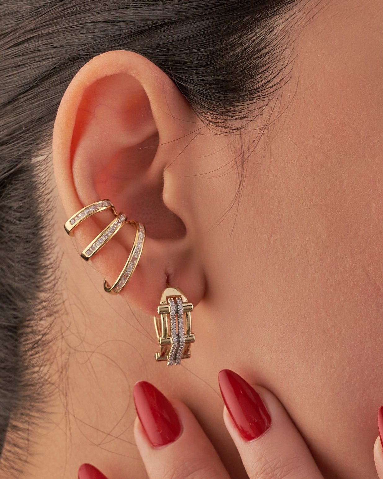 أساور الأذن