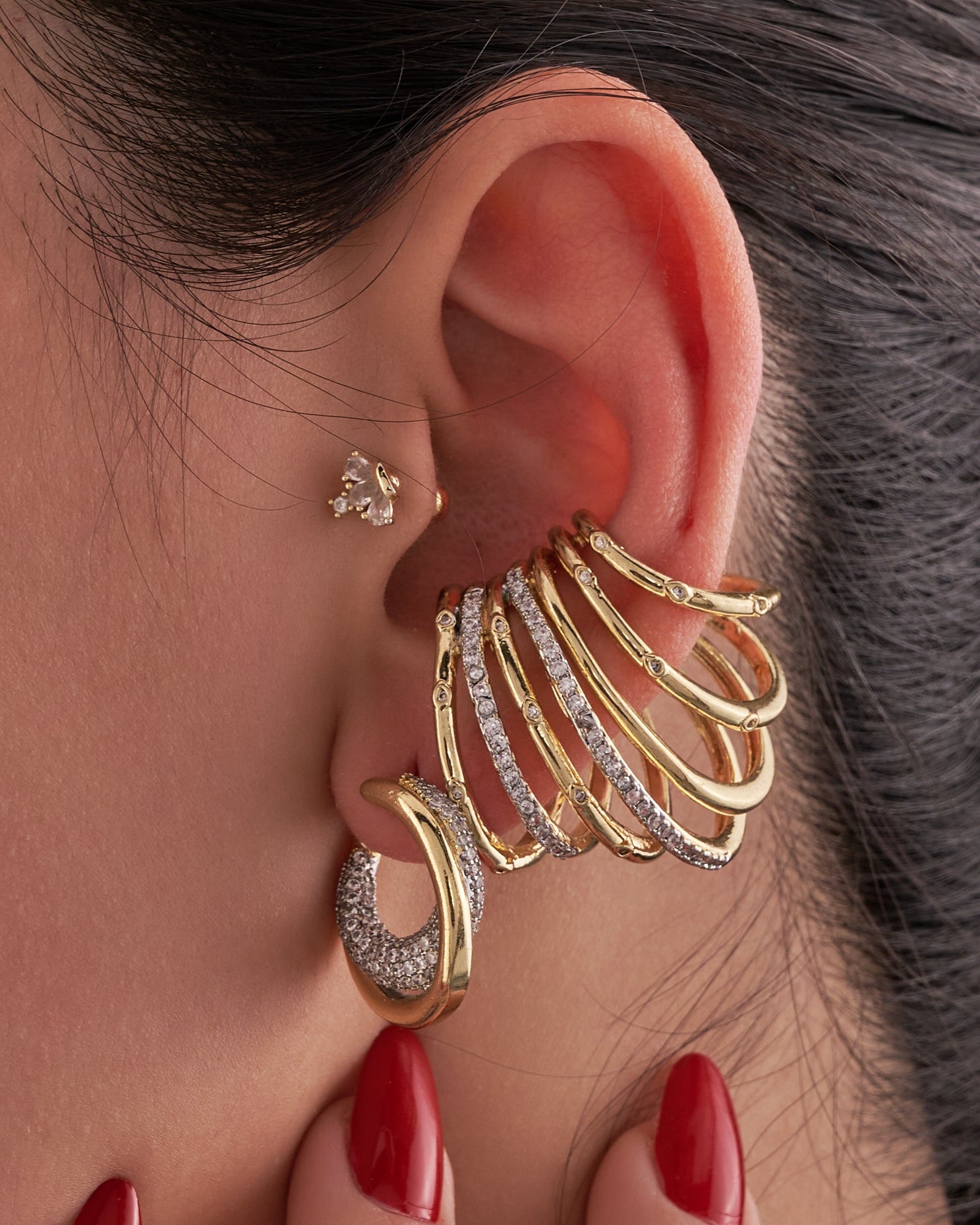 أساور الأذن