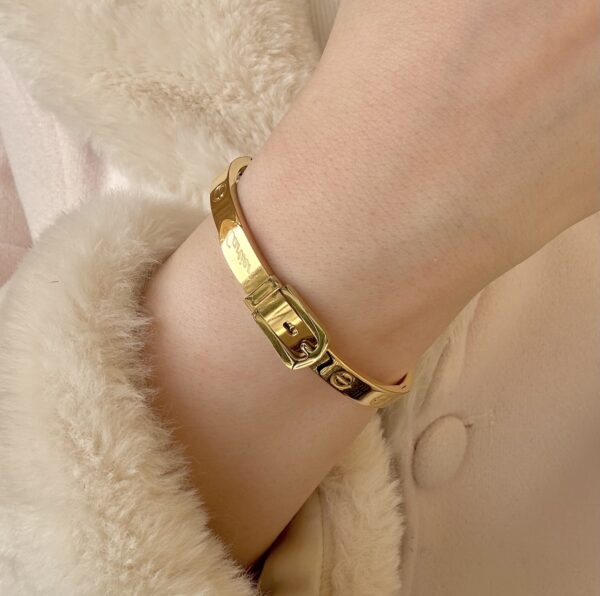 Cartier bracelet