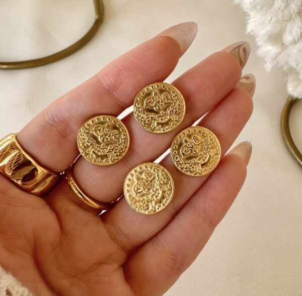 Lira earrings