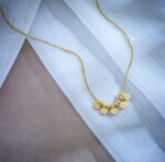 Flower ball necklace