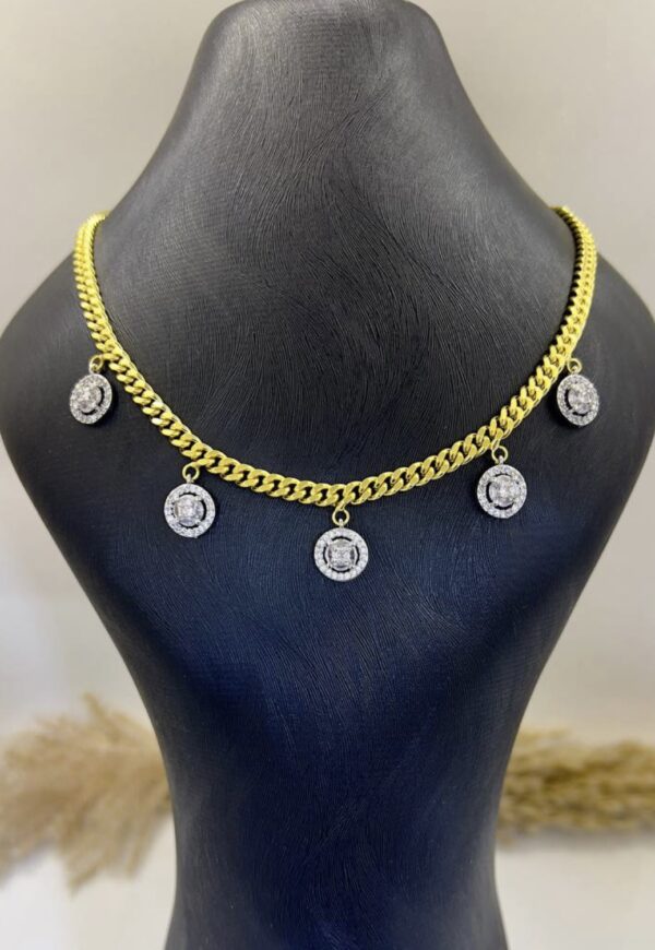 Circle diamond necklace