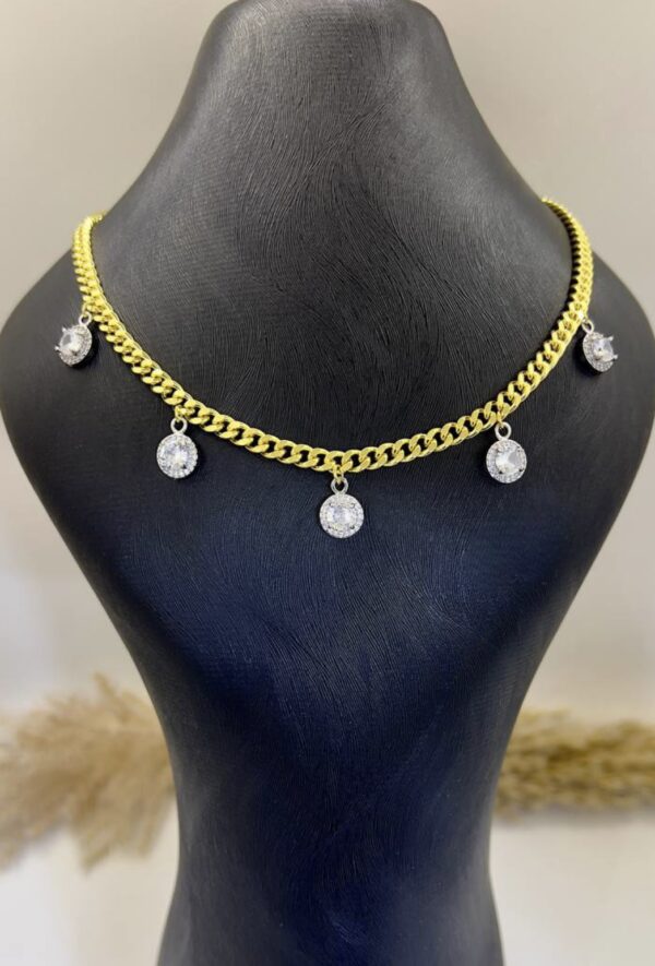 Circle diamond necklace