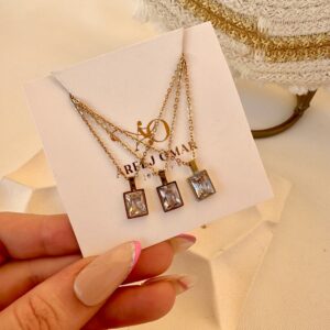 Zircon stone necklace