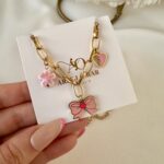 Bow necklace