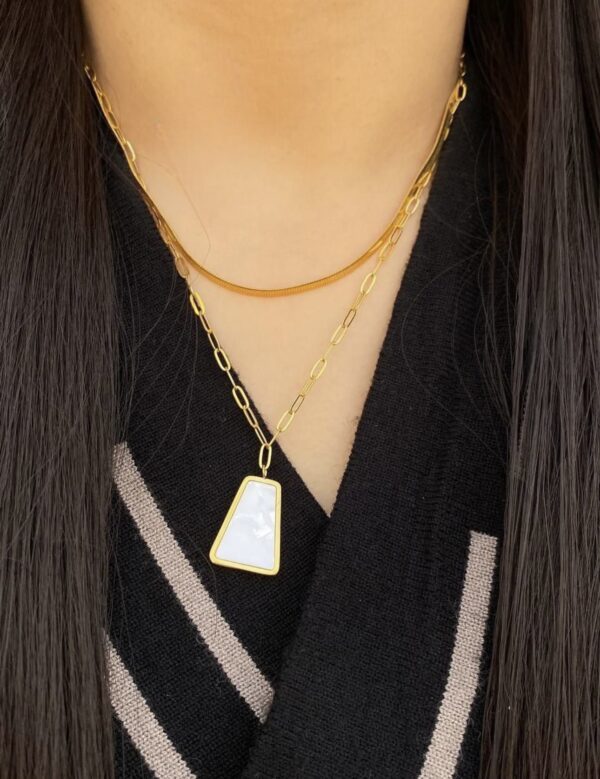 White pendant necklace